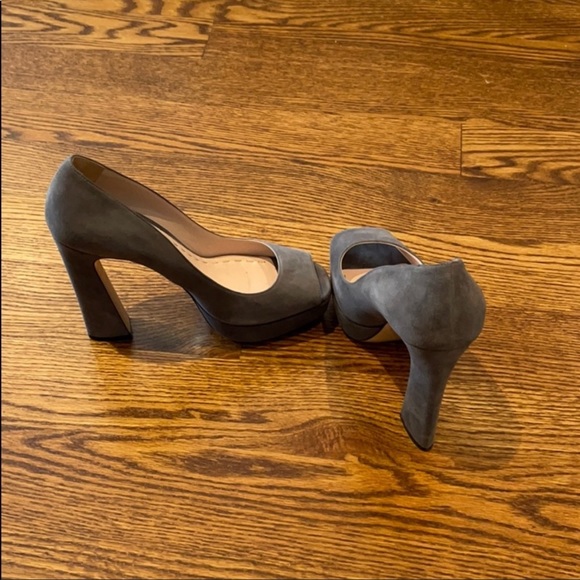 Miu Miu grey suede peep toe pump size 37 - Picture 3 of 5
